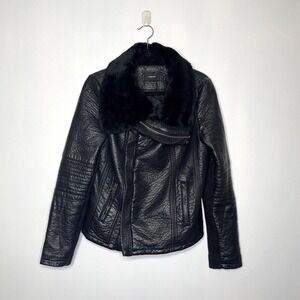 Members Only Vegan Leather Coat Faux Fur Collar Black Size M Excellent!